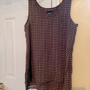 NY‎ & Company two piece pant suit with Chiffon overlay.